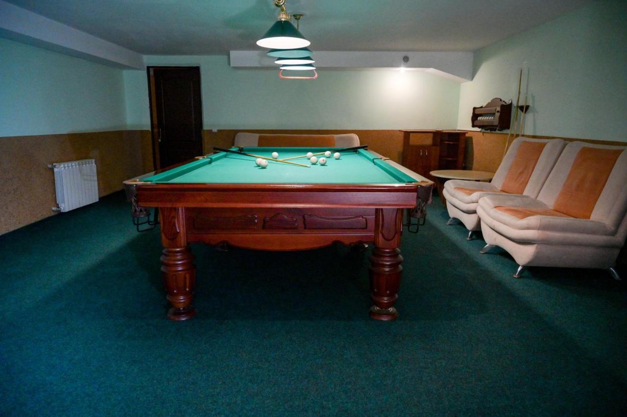 Kamyanka Hotel Mizhhirya  Buitenkant foto